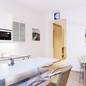 Serviced Apartment Wien, Typ Comfort - Apartment-Wien-Riess-Rotenhofgasse-Komfort-Kueche-Bar.jpg